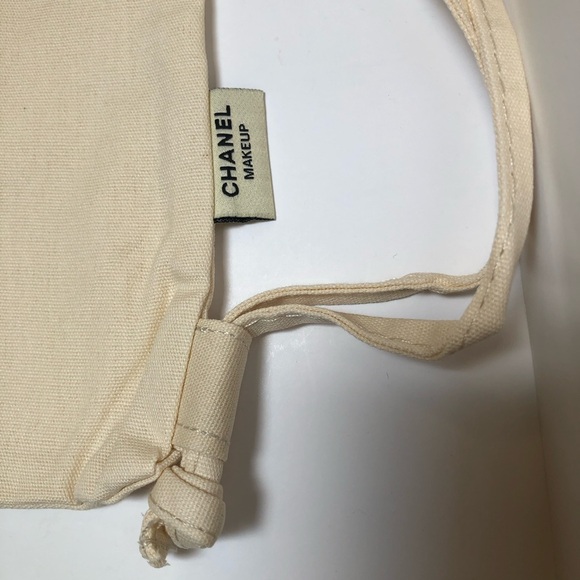 Chanel Cream Backpack 🌸Beauty Gift with Purchase NWOT - Picture 2 of 10